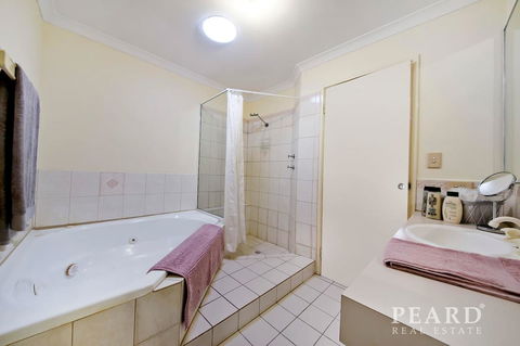Scarborough Beach, Perth - Sun & Surf Villa - Accommodation Noosa 5