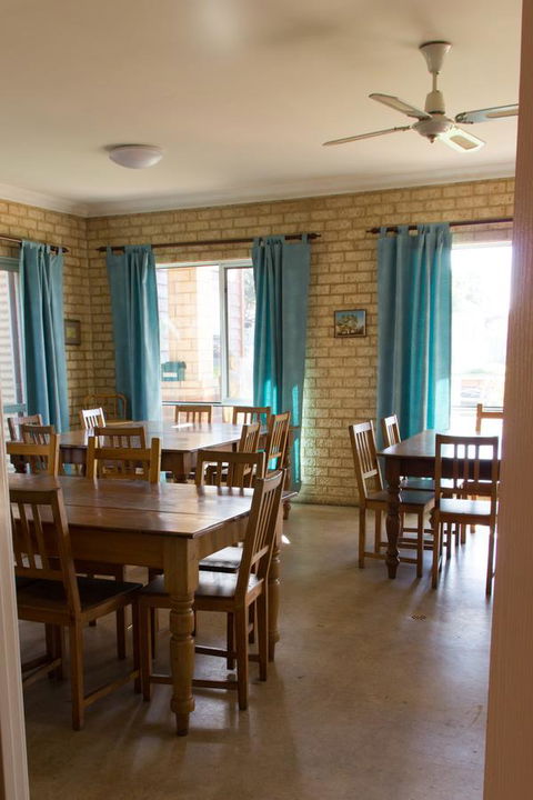 Baywatch Retreat Augusta - Accommodation Noosa 24