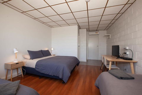 EUCLA MOTOR HOTEL - Accommodation Noosa 3