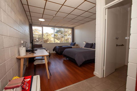 EUCLA MOTOR HOTEL - Accommodation Noosa 4