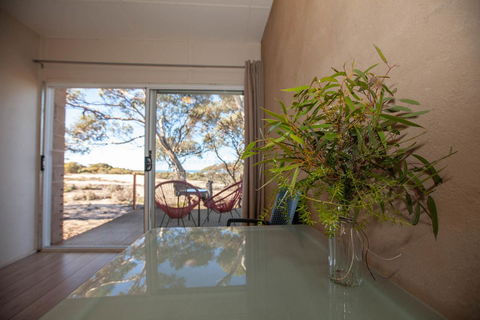 EUCLA MOTOR HOTEL - Accommodation Noosa 12