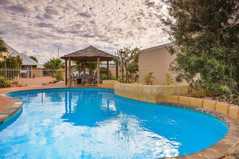 Osprey Holiday Village Unit 120 - Plenty Of Room For A Large Family - Accommodation Noosa 21