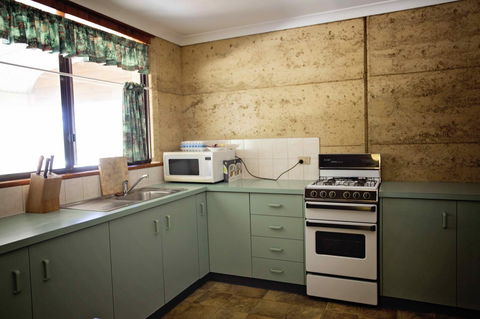Hopetoun Motel & Chalet Village - Accommodation Noosa 42