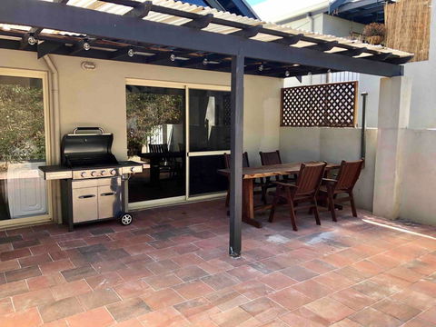 Maison Magnolia - Spacious Cozy Town House - Accommodation Noosa 20