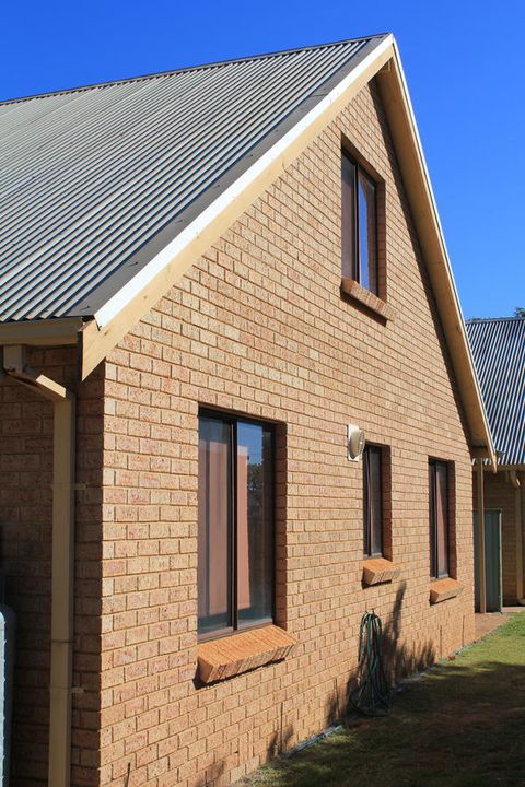 Kestrel Chalets - Accommodation Noosa 22
