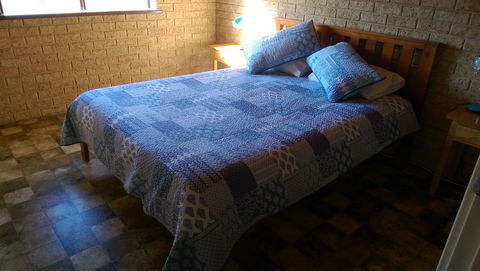 Kestrel Chalets - Accommodation Noosa 7
