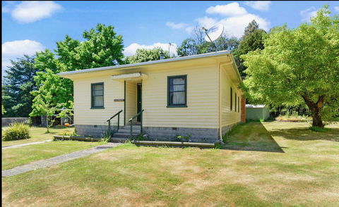 Giants Table And Cottages - Accommodation Noosa 2