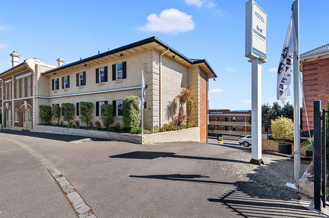 Coach House Launceston - Accommodation Noosa 0