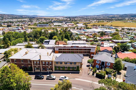 Coach House Launceston - Accommodation Noosa 30