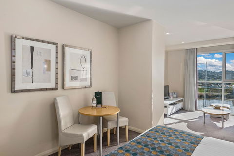 Peppers Seaport Hotel - Accommodation Noosa 3