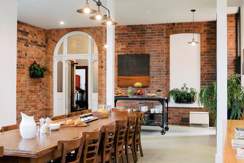 The Florance - Accommodation Noosa 8