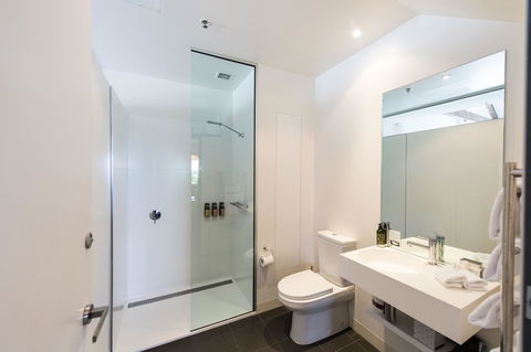 Sullivans Cove Apartments - Accommodation Noosa 32