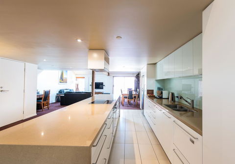 Sullivans Cove Apartments - Accommodation Noosa 13