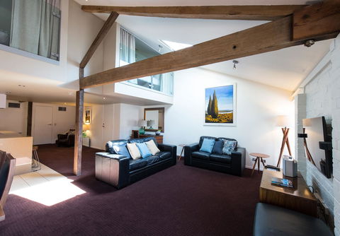 Sullivans Cove Apartments - Accommodation Noosa 19