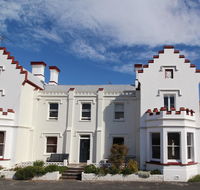 Trinity Hill Apartments - Accommodation Noosa