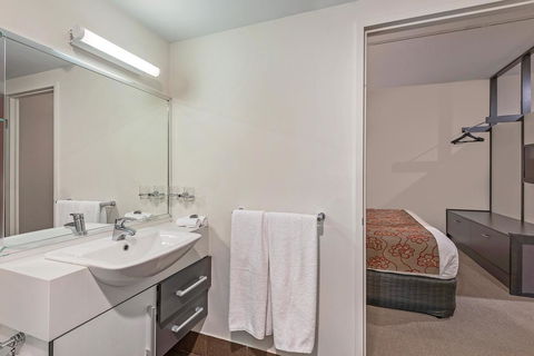 Mantra One Sandy Bay Road - Accommodation Noosa 21