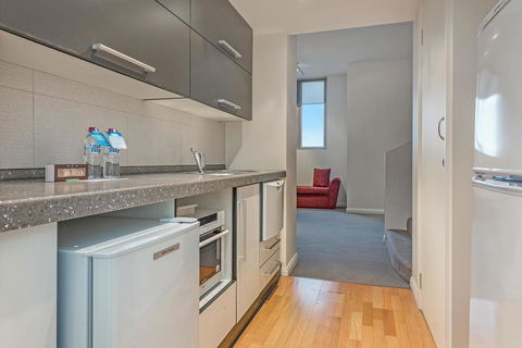 Mantra One Sandy Bay Road - Accommodation Noosa 5