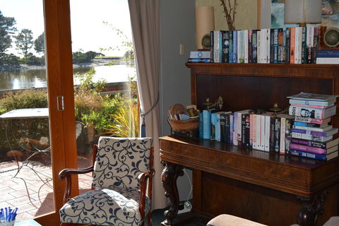 The Waterfront Wynyard - Accommodation Noosa 9