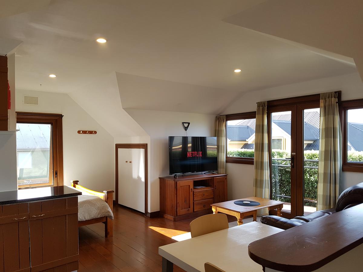 Riverside TAS Accommodation Noosa