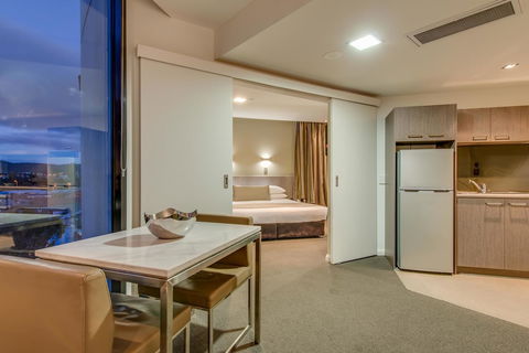 Mantra Collins Hotel - Accommodation Noosa 28