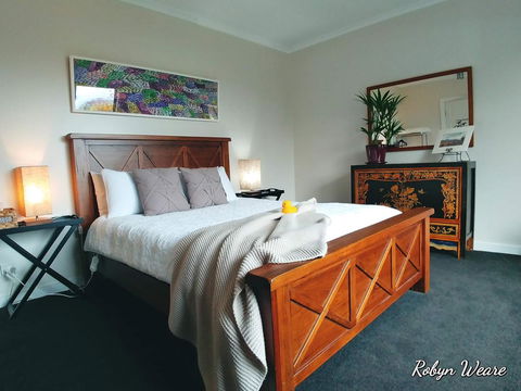 The WeareHouse In Deloraine - Accommodation Noosa 23