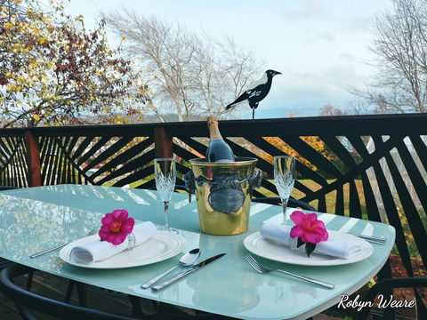 The WeareHouse In Deloraine - Accommodation Noosa 3