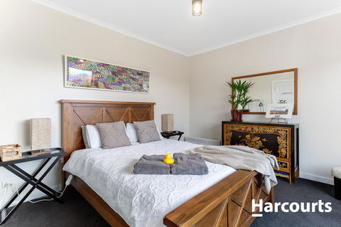 The WeareHouse In Deloraine - Accommodation Noosa 4