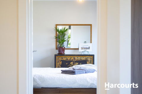 The WeareHouse In Deloraine - Accommodation Noosa 21