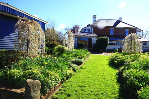 The WeareHouse In Deloraine - Accommodation Noosa 37