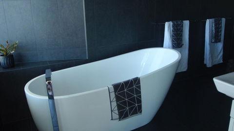 Quarry House Luxury Retreat - Accommodation Noosa 15