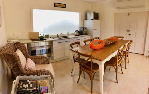 NEW: Tranquil Retreat -The Barn House Ingleside, Northern Beaches - Accommodation Noosa 2