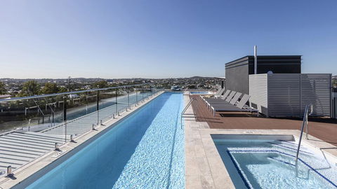 Oaks Brisbane Woolloongabba Suites - Accommodation Noosa 3