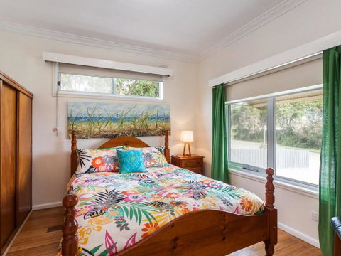 OCEAN SOUNDS - Anglesea - Accommodation Noosa 3