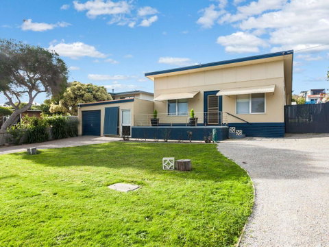 OCEAN SOUNDS - Anglesea - Accommodation Noosa 0