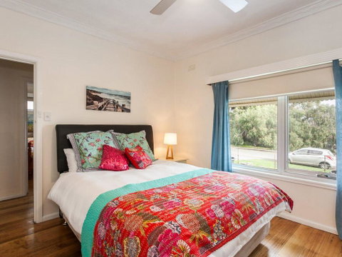 OCEAN SOUNDS - Anglesea - Accommodation Noosa 1