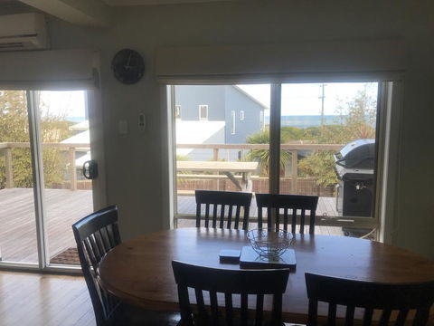OCEAN VIEWS - Accommodation Noosa 3