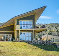 On the Huon River - Accommodation Noosa
