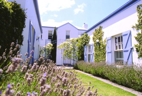 Oscars Waterfront Boutique Hotel - Accommodation Noosa 2