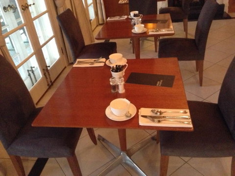 Oscars Waterfront Boutique Hotel - Accommodation Noosa 1