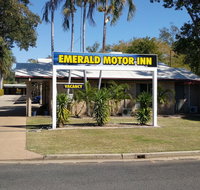 Overflow Emerald Motor Inn - Accommodation Noosa