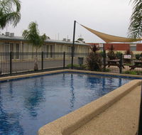 Overlander Hotel Motel - Accommodation Noosa