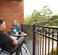 Oxley Court Serviced Apartments - Accommodation Noosa