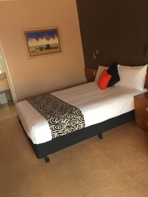 Philadelphia Motor Inn - Accommodation Noosa 0