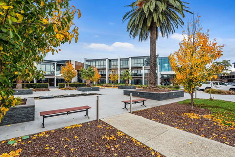 Quality Hotel Taylors Lakes - Accommodation Noosa 0