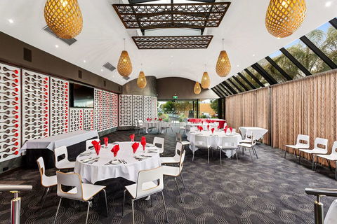 Quality Hotel Taylors Lakes - Accommodation Noosa 3