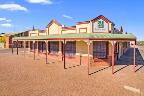 Quality Inn Railway Motel - Accommodation Noosa 0