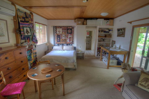 Quilters Studio - Accommodation Noosa 3