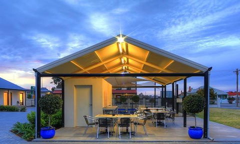 Red Earth Motel - Accommodation Noosa 0