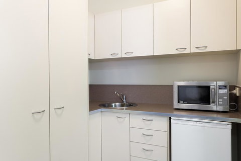 Redcliffe Motor Inn - Accommodation Noosa 1