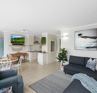 Renovated Moololaba Unit 100m To Beach - Accommodation Noosa